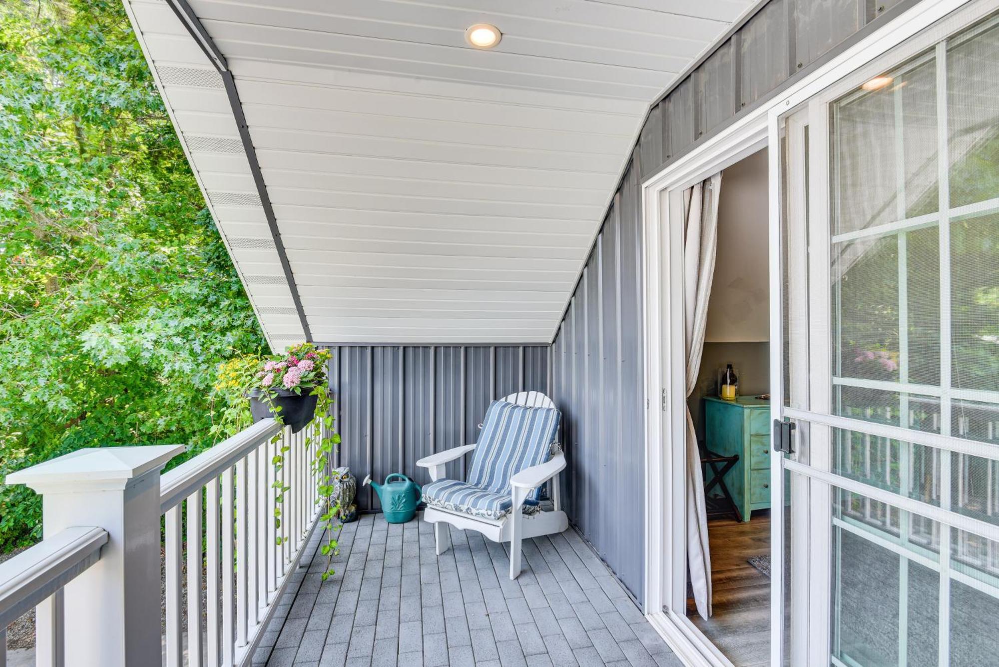 Benton Harbor Apt With Balcony And Shared Fire Pit Εξωτερικό φωτογραφία